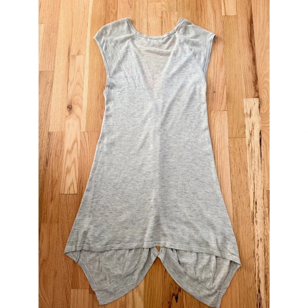 Kensie Gray Sleeveless Cardigan Vest Handkerchief Hem Boho Small Fairy Sz S